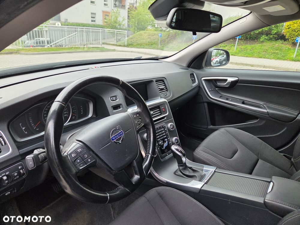 Volvo V60 D2 Kinetic - 9