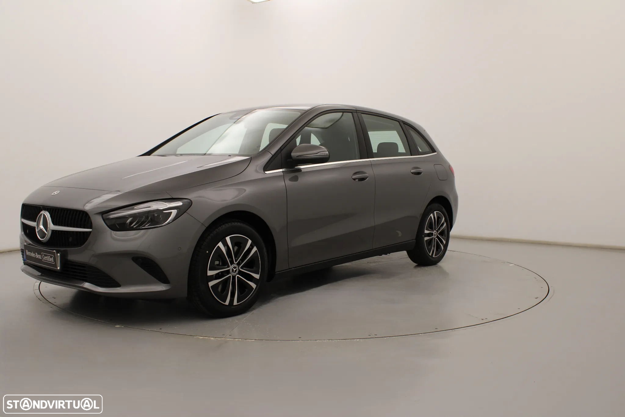 Mercedes-Benz B 250 e - 14