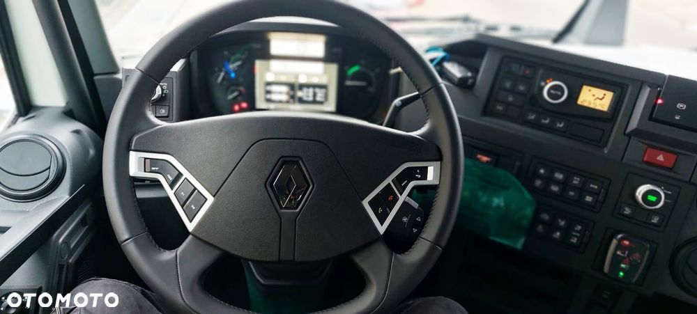 Renault C 440 6x2 - 19