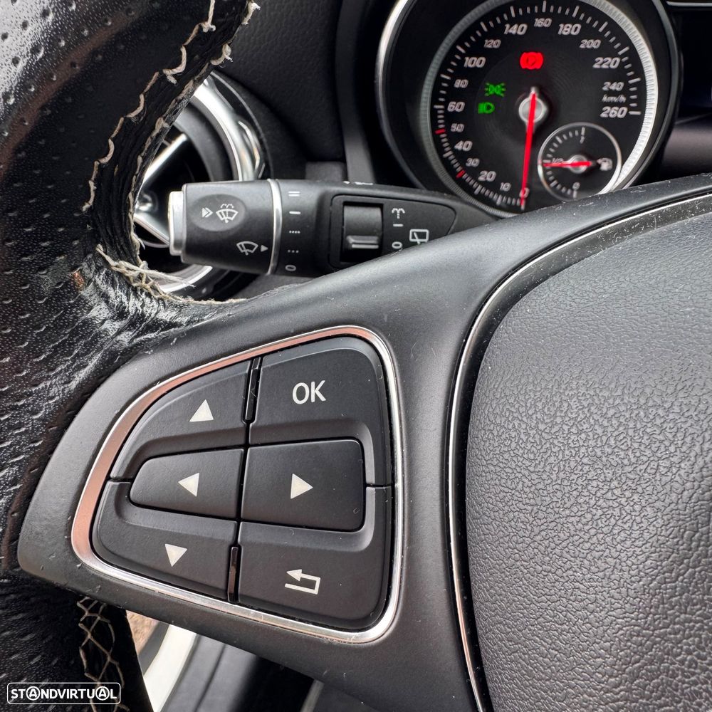 Mercedes-Benz GLA 180 d Style - 13