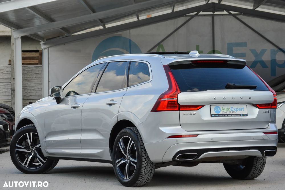 Volvo XC 60 D5 AWD R-Design - 16