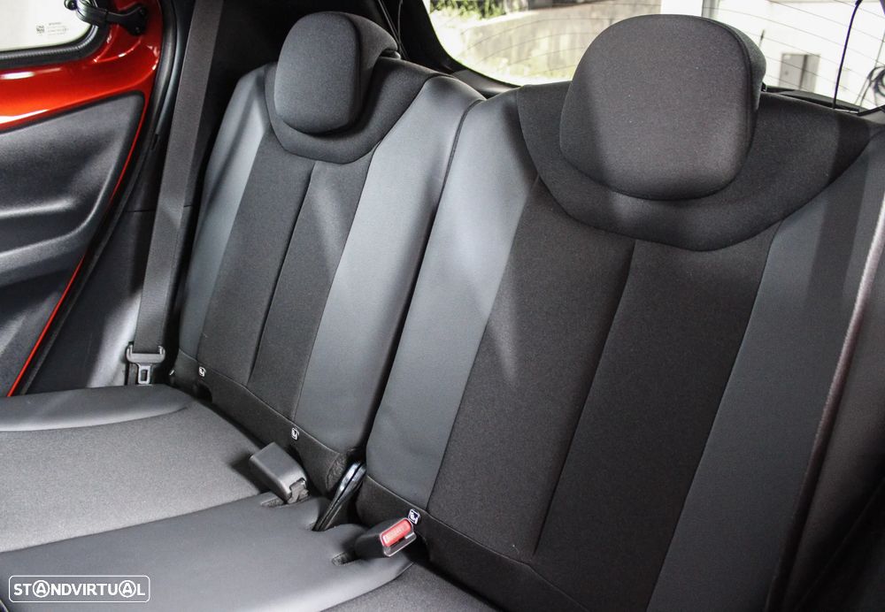 Toyota Aygo X 1.0 Envy CVT - 12