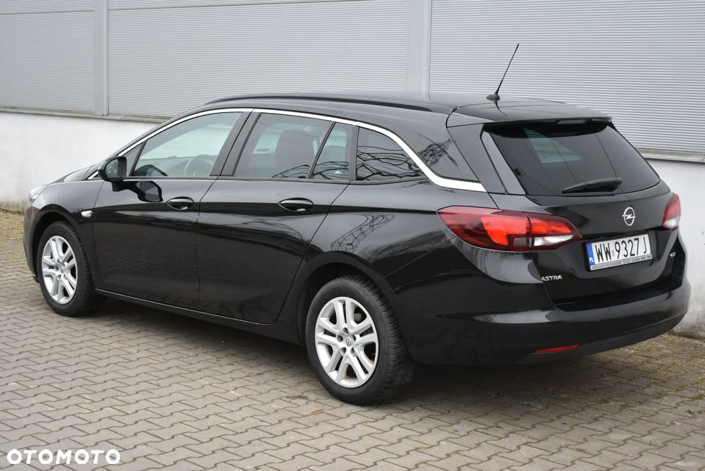 Opel Astra 1.6 CDTI Essentia S&S - 6