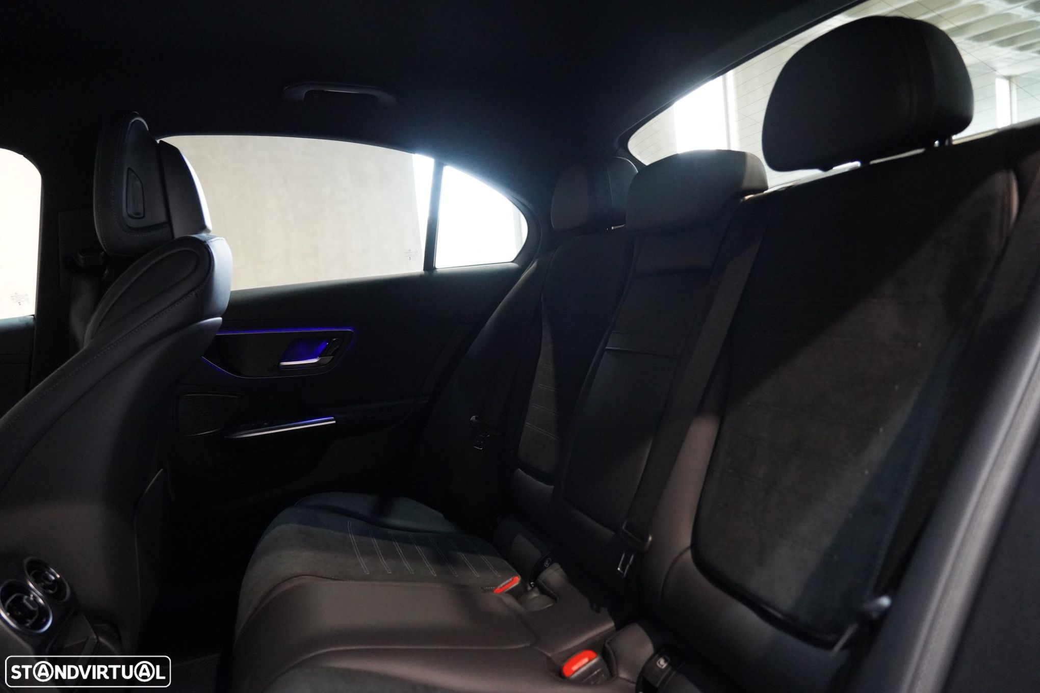 Mercedes-Benz C 300 d AMG Line - 28