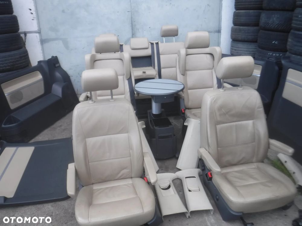 Vw T5 Lift T6 multivan fotele siedzenia grzane  kanapa skory stolik przekladka 2 X drzwi boczki roletki kpl - 30