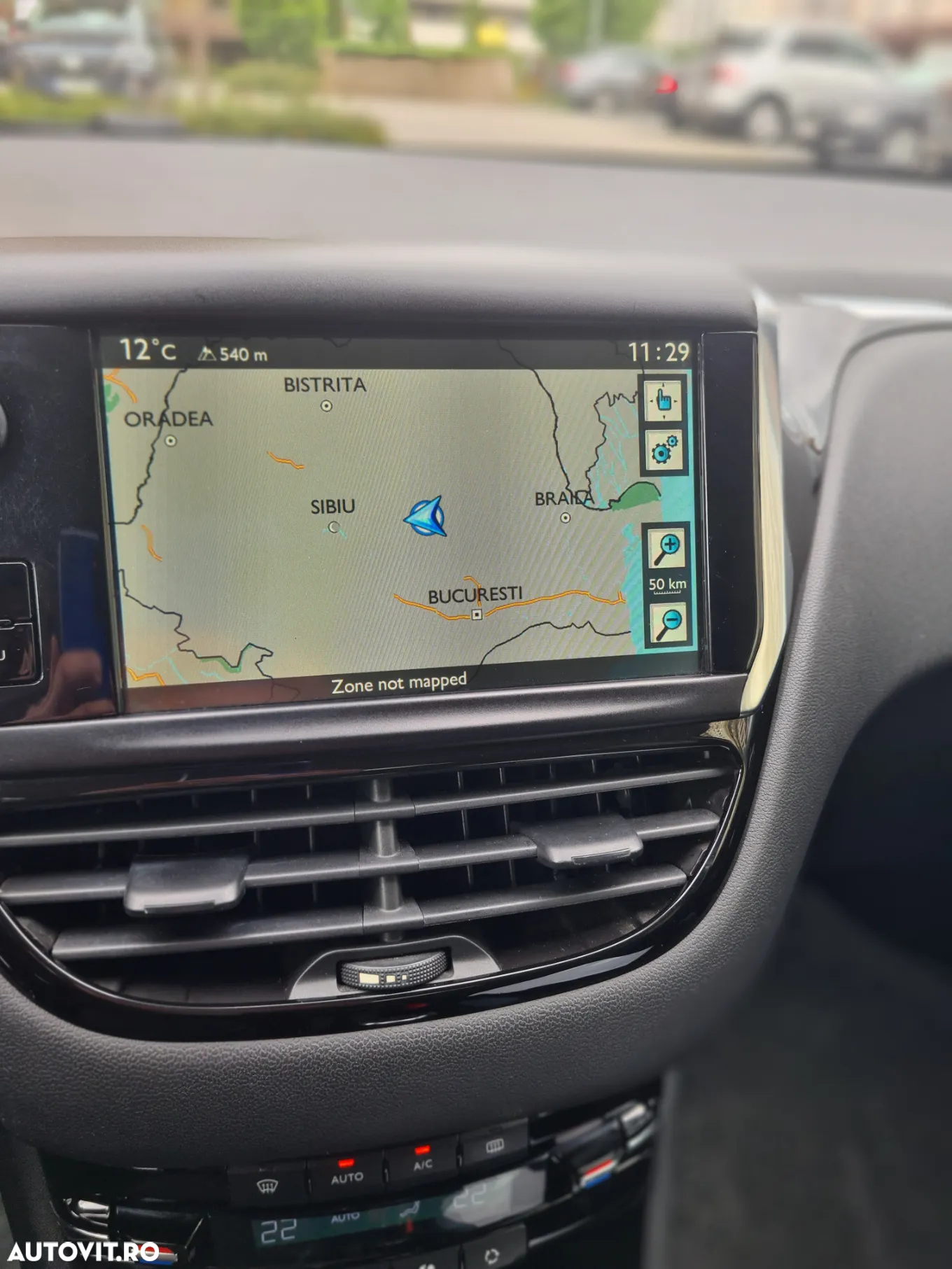 Peugeot 208 1.6 e-HDi FAP STT Allure - 15