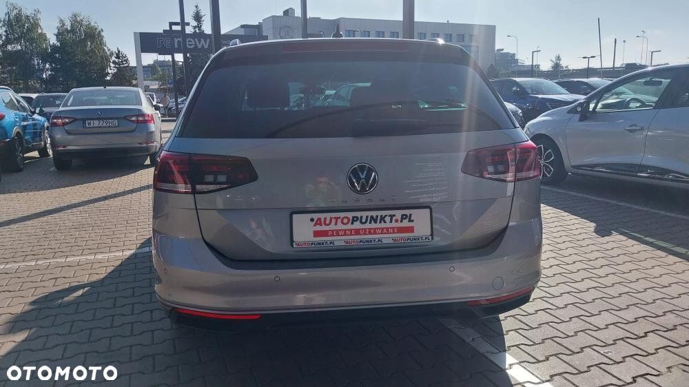 Volkswagen Passat - 6