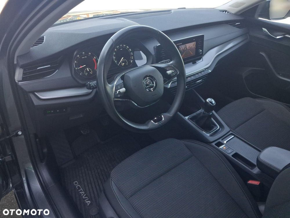 Skoda Octavia 1.5 TSI ACT Ambition - 11