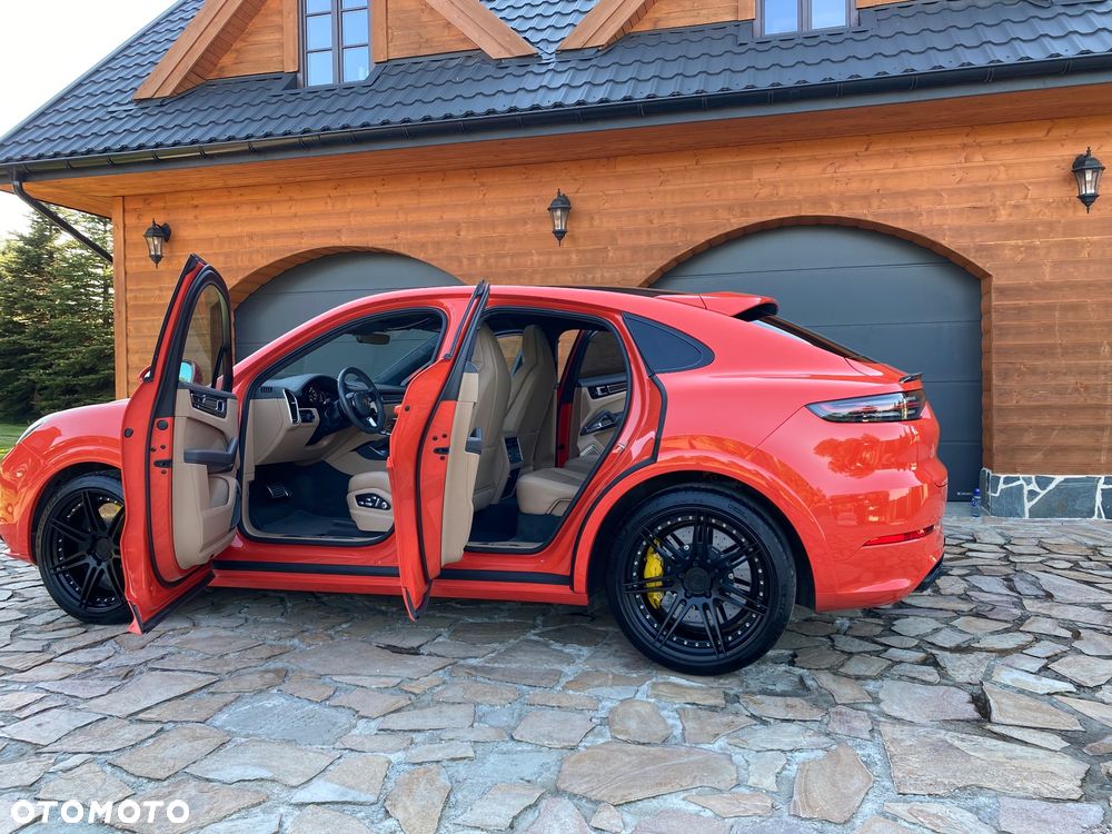 Porsche Cayenne - 5