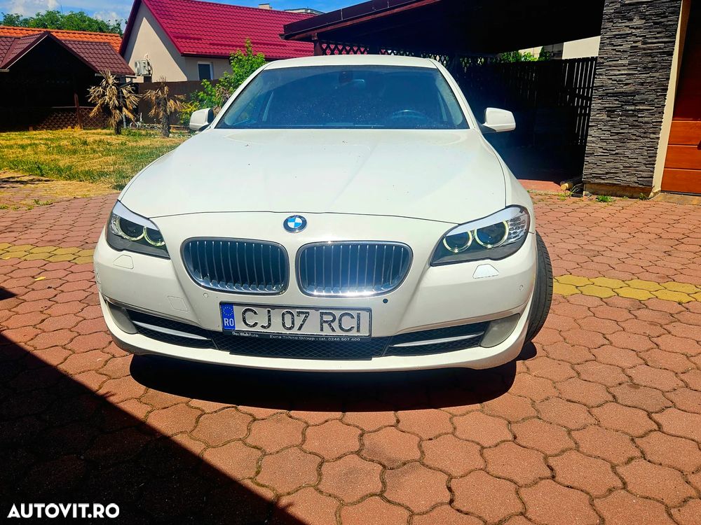 BMW Seria 5 525d xDrive - 1