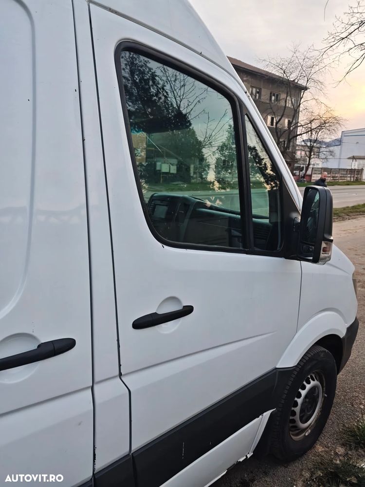 Mercedes-Benz Sprinter - 8