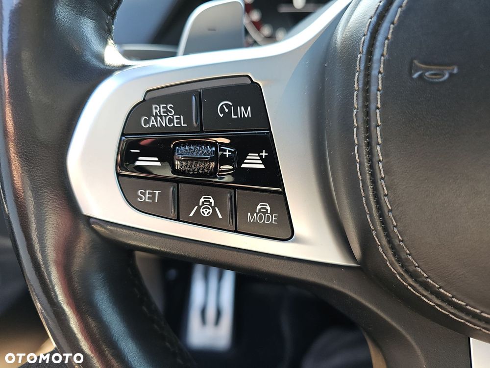 BMW X7 - 14