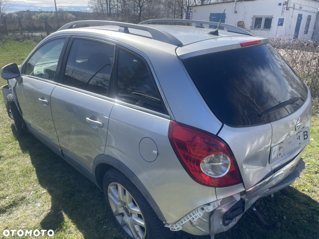 Opel Antara 2.0 CDTI Cosmo - 3