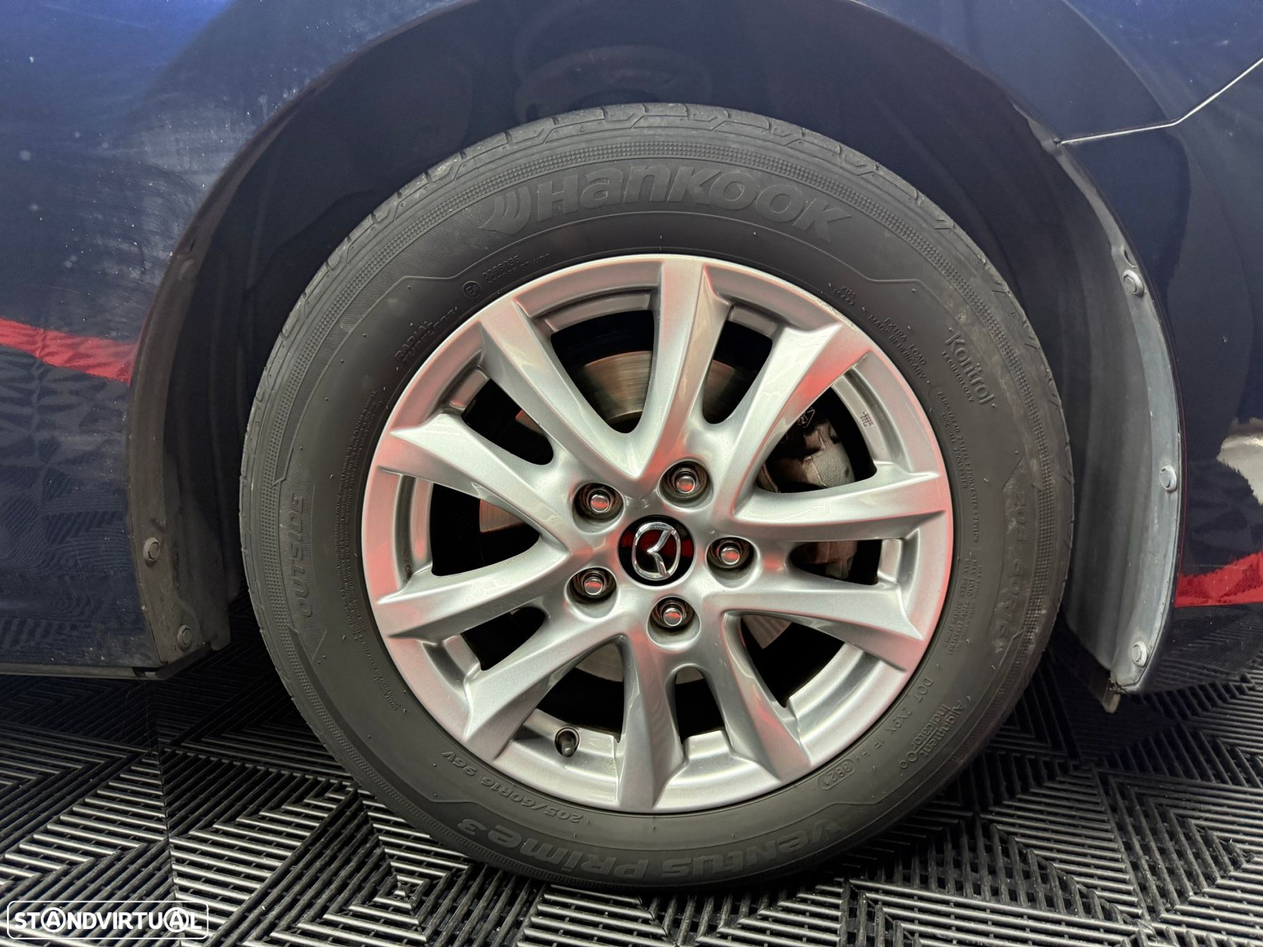 Mazda 3 1.5 Sky-D Excellence Navi - 19
