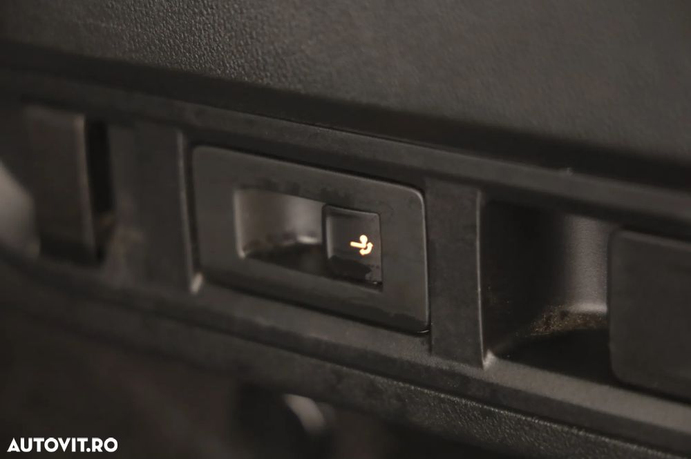 Skoda Octavia 2.0 TDI 4x4 DSG Scout - 26