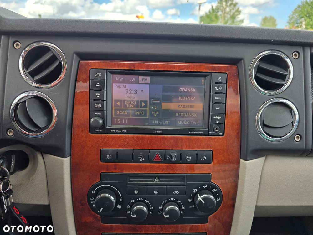 Jeep Commander 3.0 CRD Overland - 16