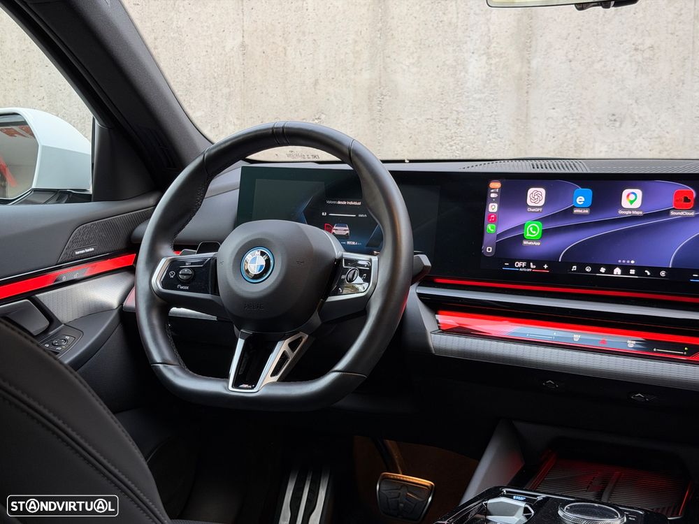 BMW i5 eDrive40 Pack Desportivo M Pro - 54