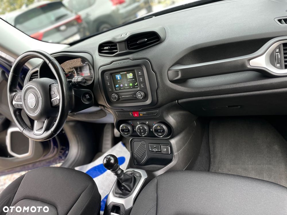 Jeep Renegade - 17
