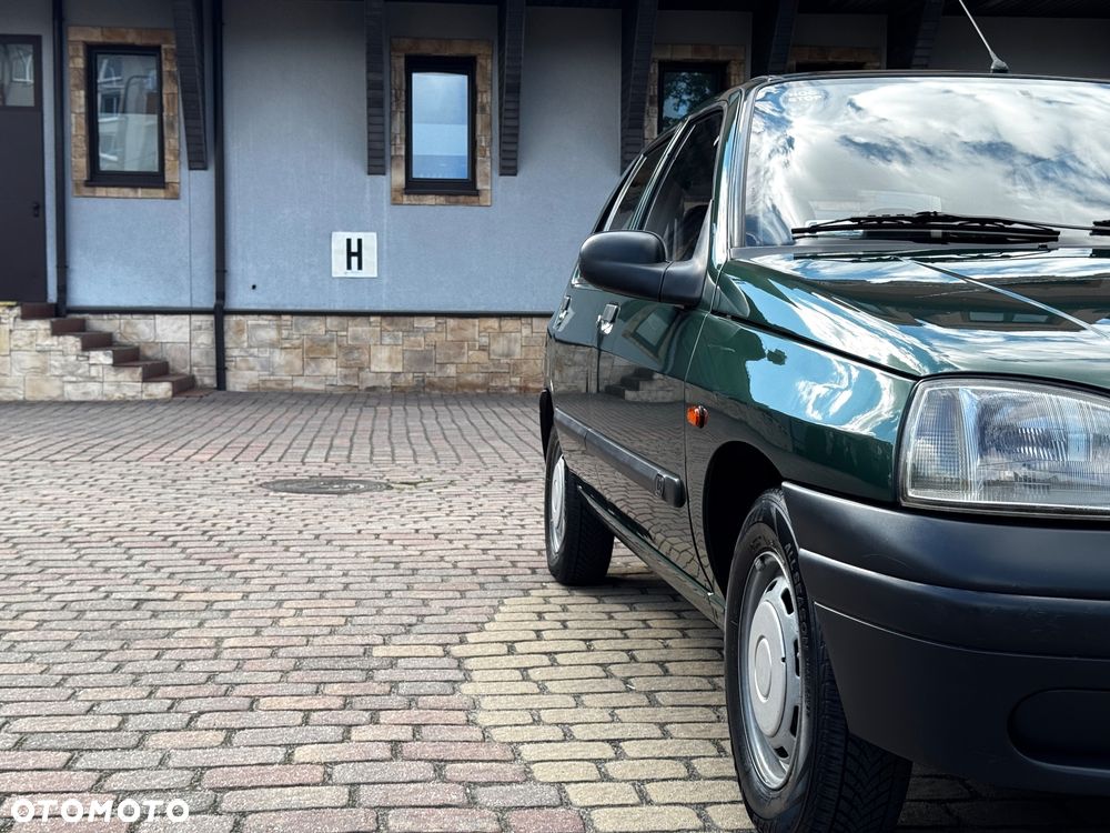 Renault Clio 1.2 - 38