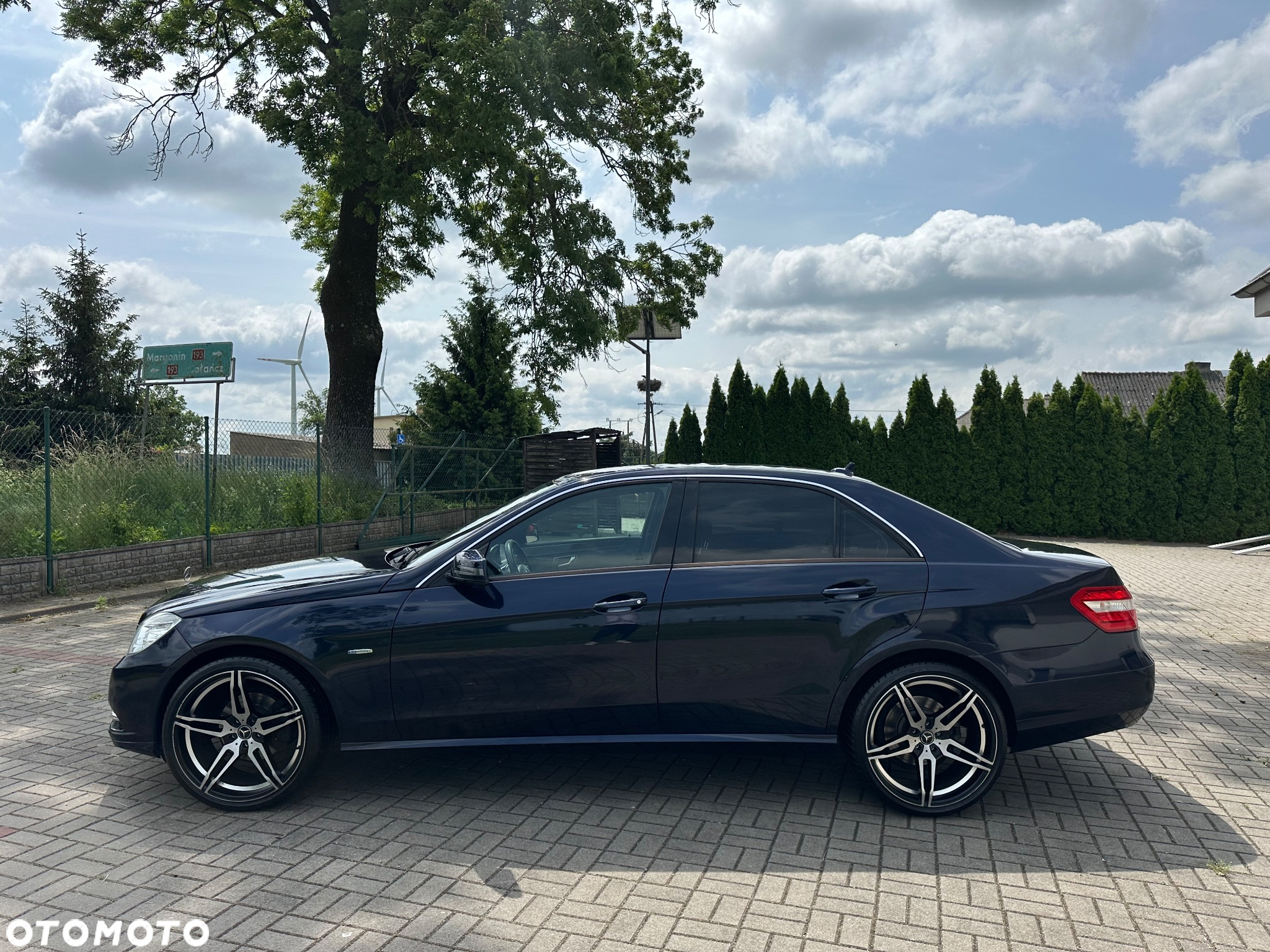 Mercedes-Benz Klasa E 220 BlueTEC 7G-TRONIC Avantgarde - 17