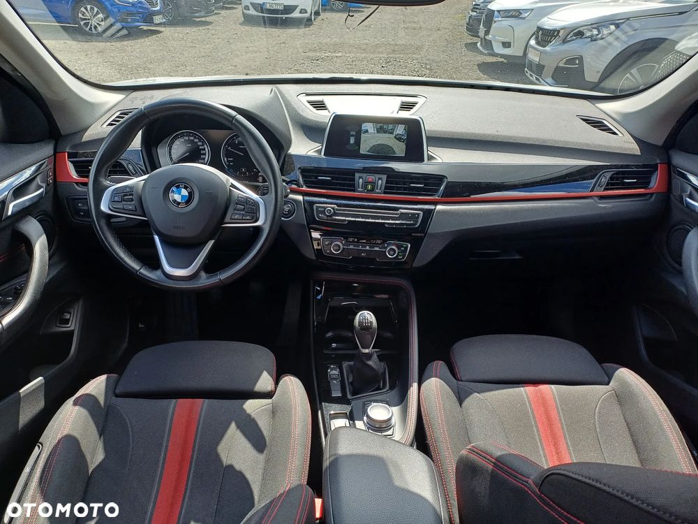 BMW X1 sDrive16d Sport Line - 20