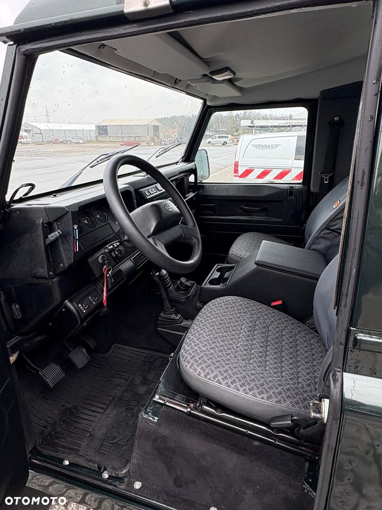 Land Rover Defender 2.5 TD5 - 5