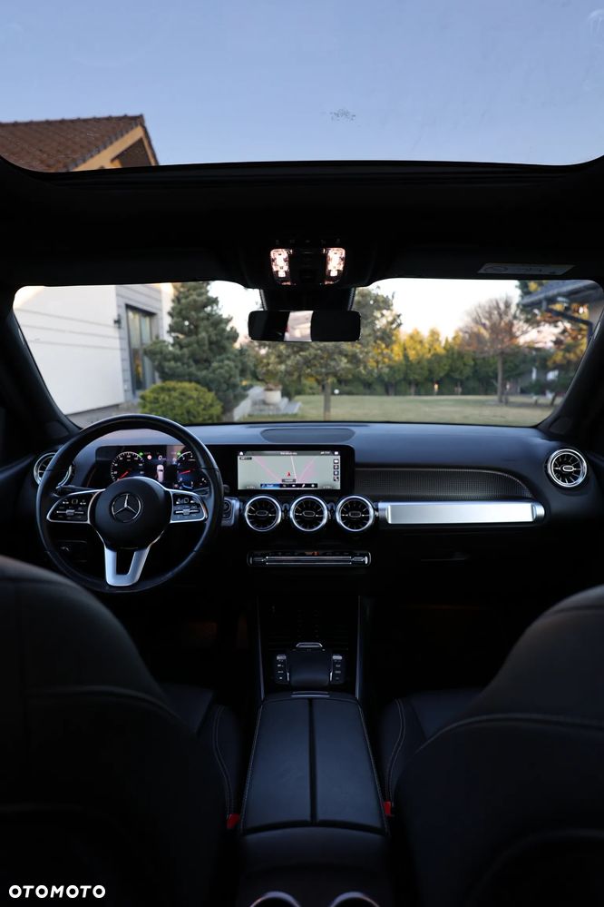 Mercedes-Benz GLB - 29