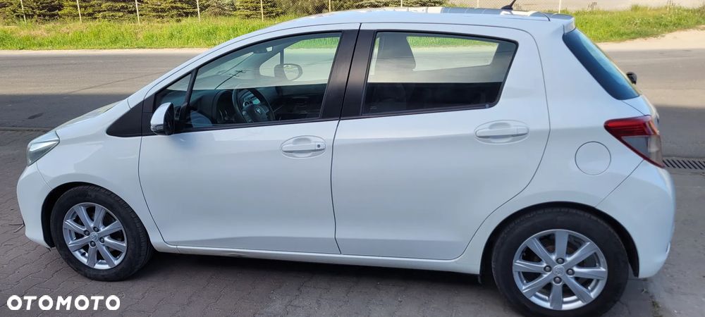 Toyota Yaris 1.4 D-4D - 13