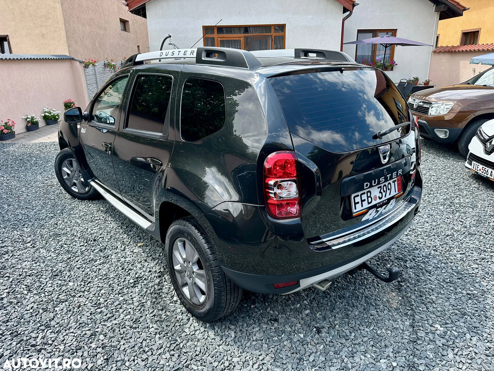 Dacia Duster 1.6 SCe 4WD Prestige jante 16" - 4
