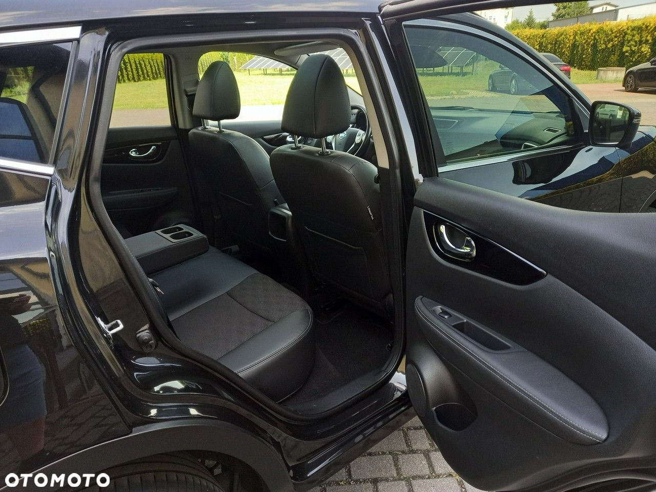 Nissan Qashqai 1.6 dCi Xtronic TEKNA+ - 27