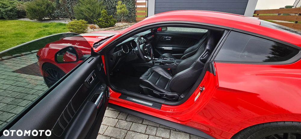 Ford Mustang - 16