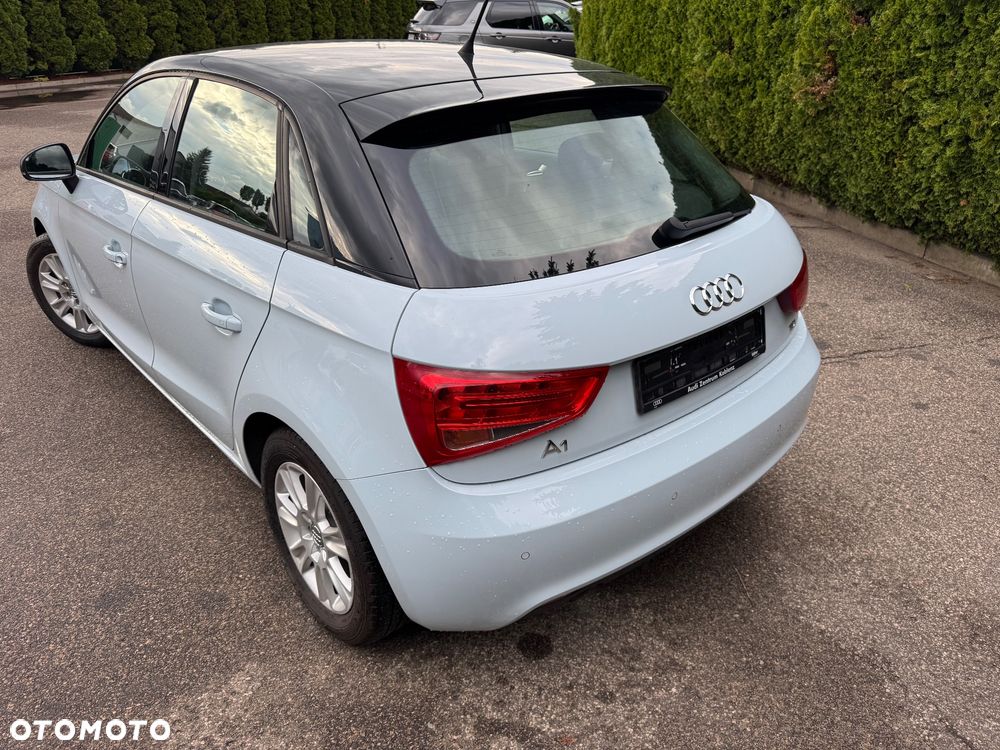 Audi A1 Sportback 1.6 TDI S line edition - 29