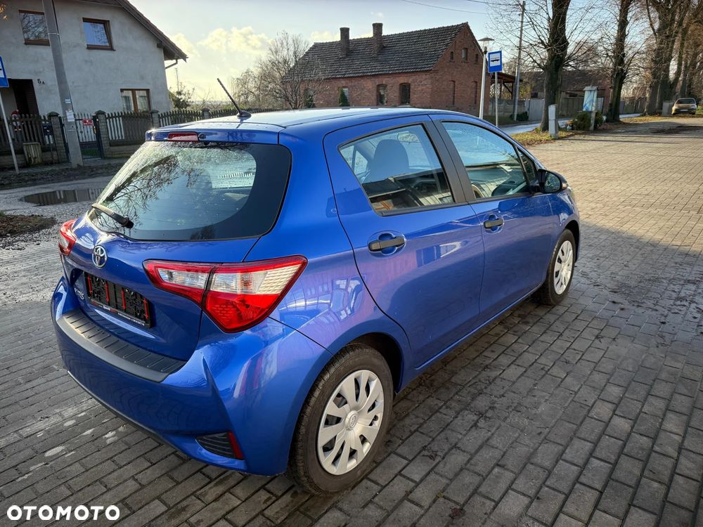 Toyota Yaris 1.0 VVT-i - 33