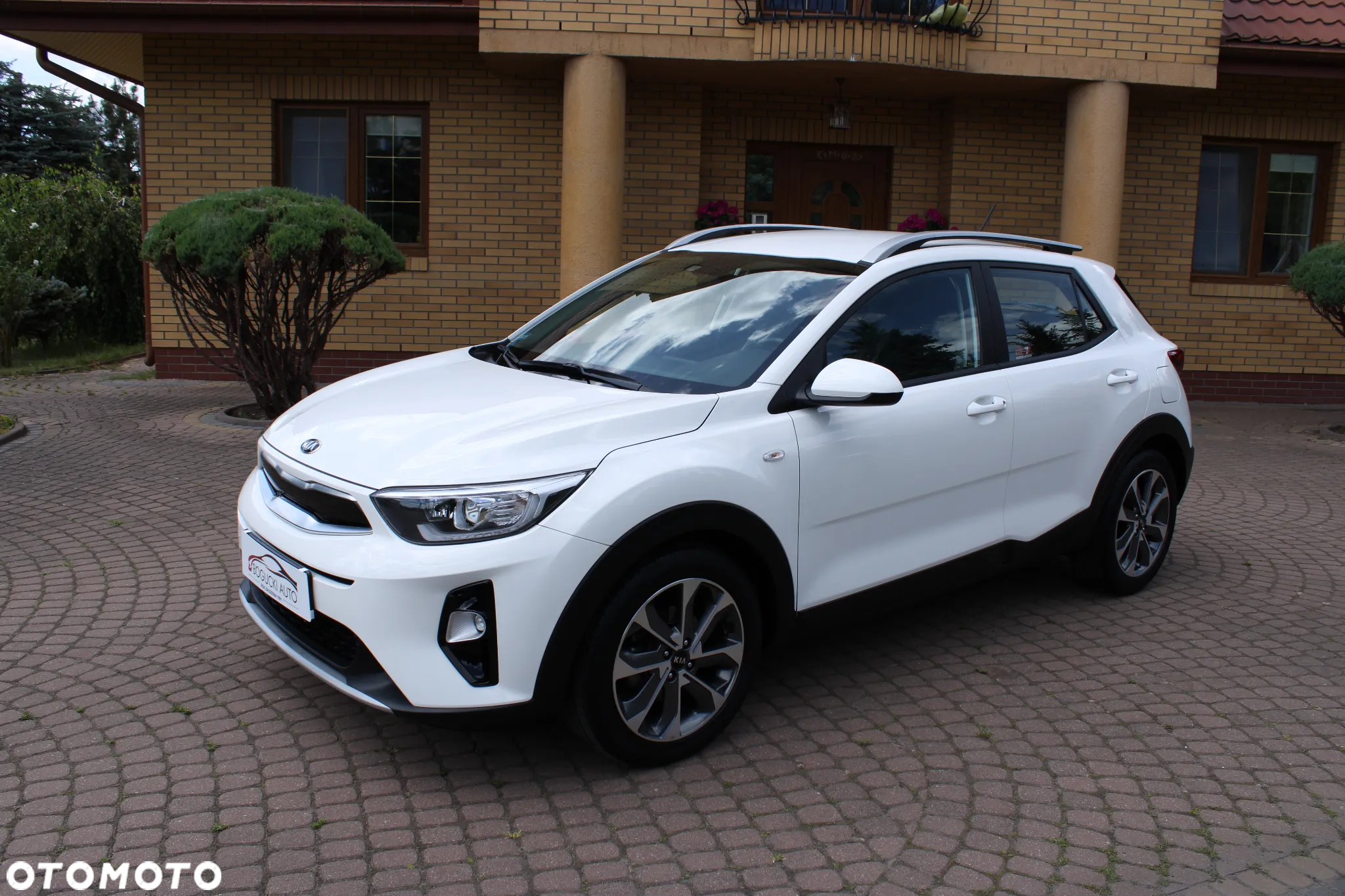 Kia Stonic 1.0 T-GDI M - 2