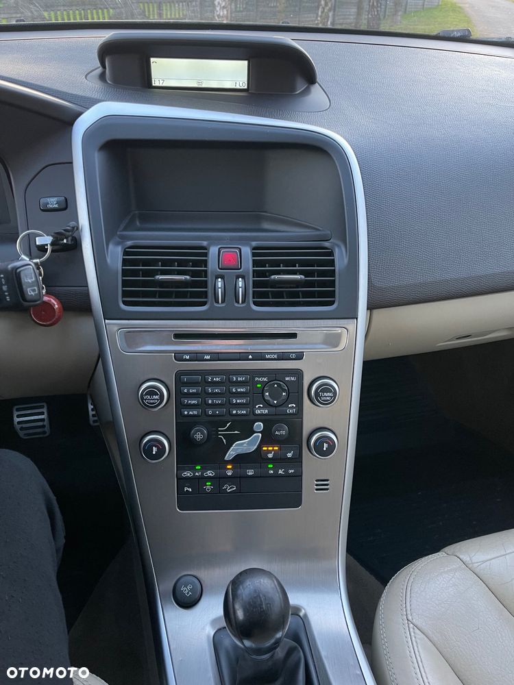 Volvo XC 60 D5 AWD Summum - 17