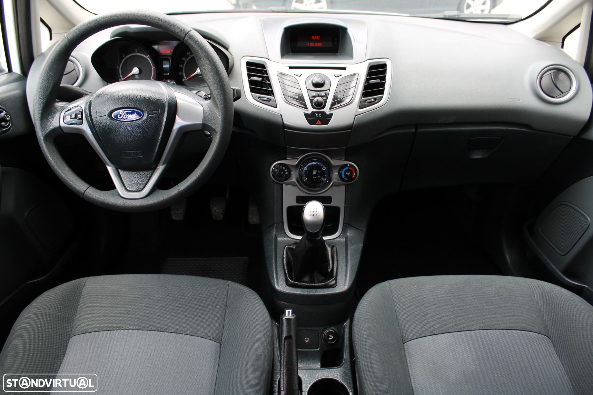 Ford Fiesta - 7