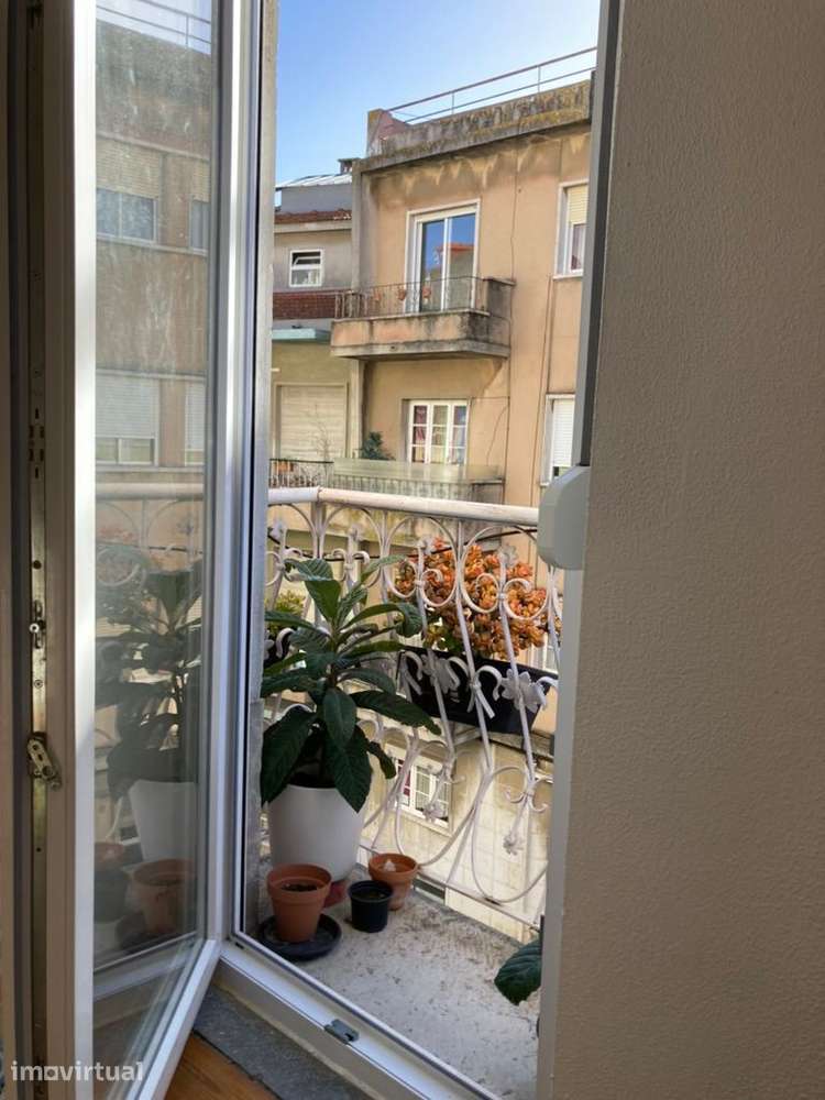 LISBOA É LINDA - Apartamento T3 Renovado na Penha de França - Bairro d - Grande imagem: 2/20