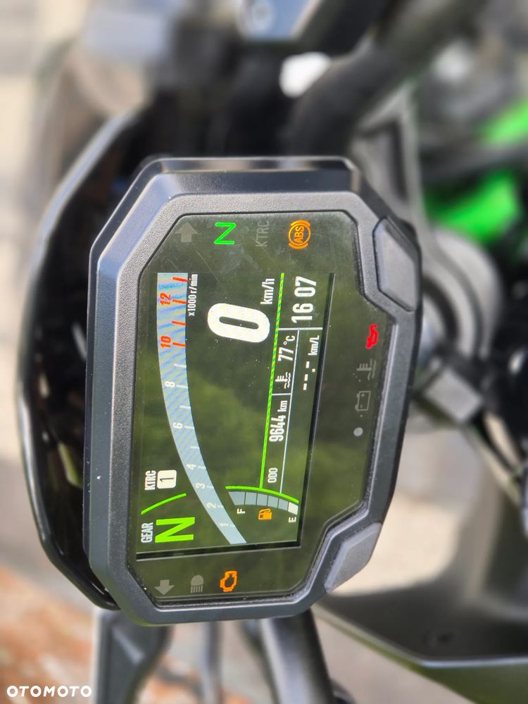 Kawasaki Z 650 - 7