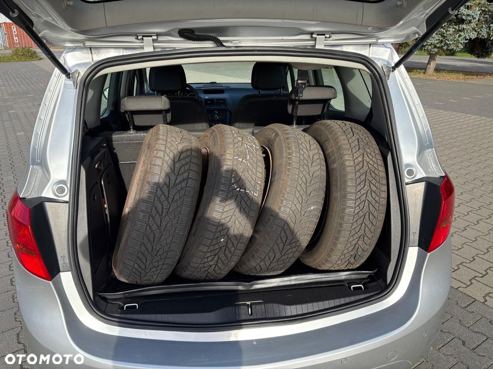 Opel Meriva - 13