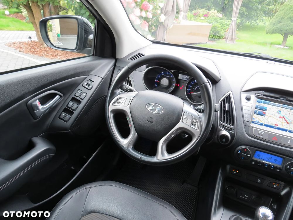 Hyundai ix35 - 25