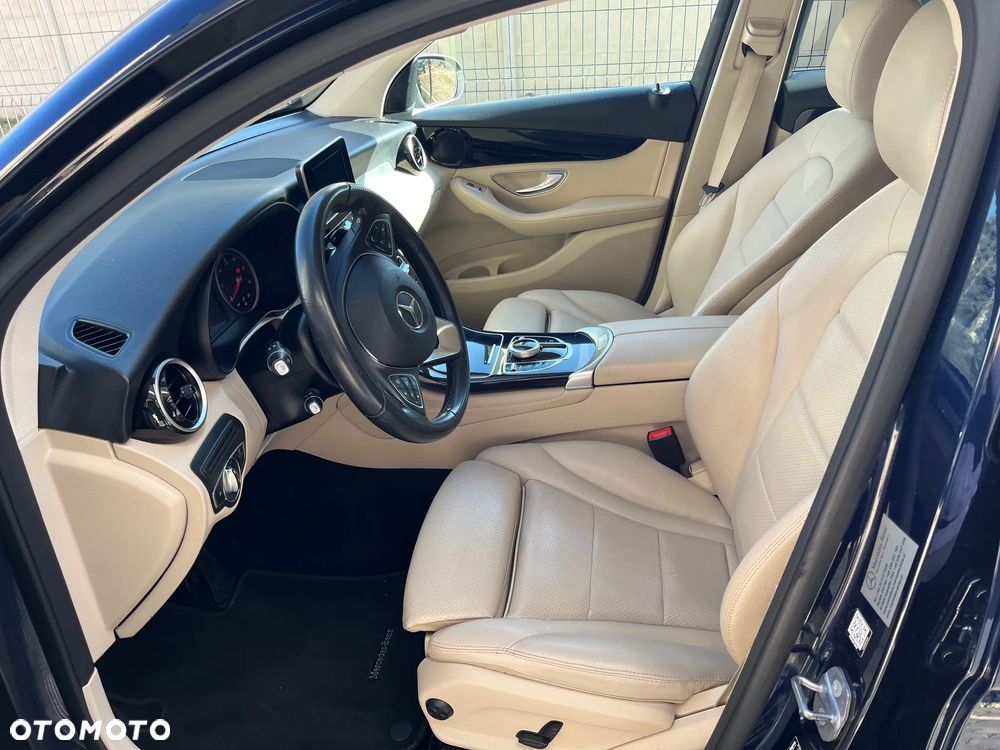 Mercedes-Benz GLC - 20