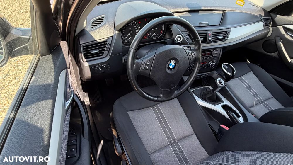 BMW X1 xDrive18d - 22