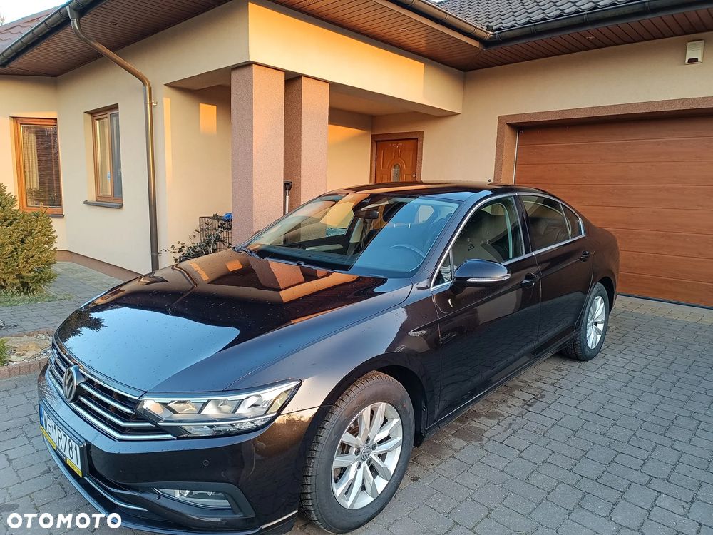 Volkswagen Passat 2.0 TDI EVO Business DSG - 2