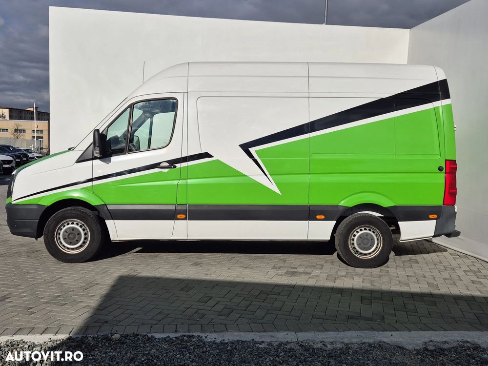 Volkswagen Crafter 35 MR Furgon 2.0 tdi - 2