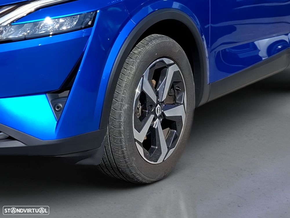 Nissan Qashqai 1.3 DIG-T N-Connecta LED+TT+SKY Xtronic - 11