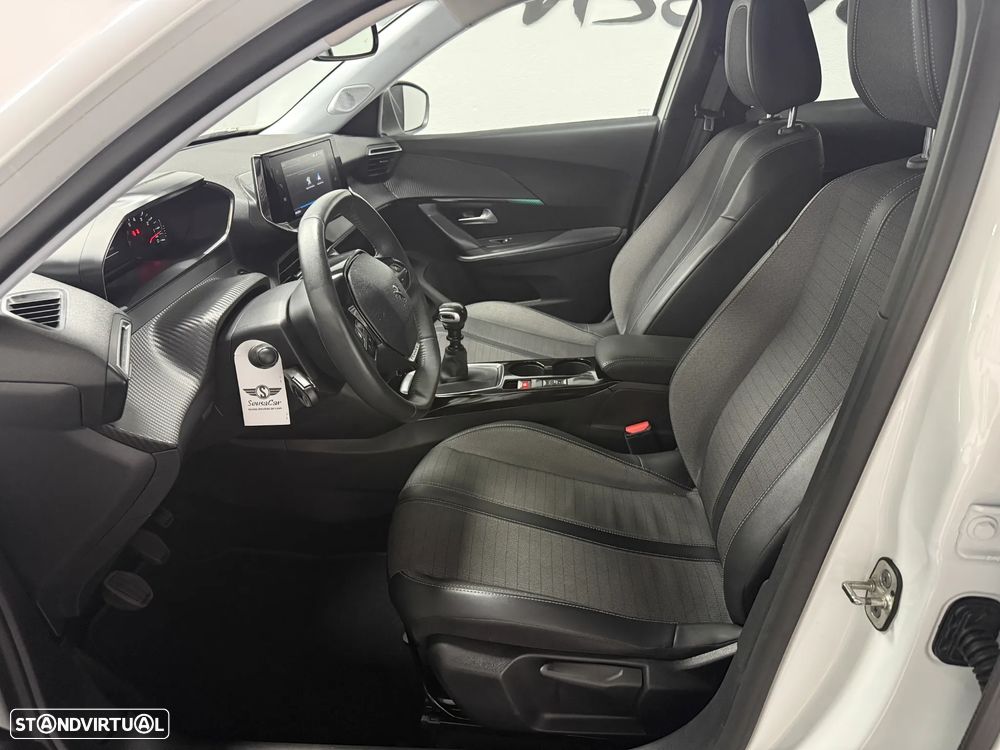 Peugeot 2008 1.2 PureTech Allure - 9