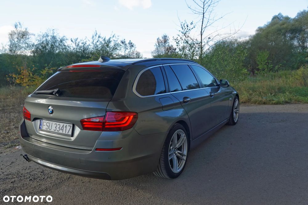 BMW Seria 5 525d Sport-Aut - 4