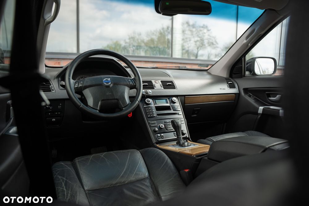 Volvo XC 90 3.2 AWD Geartonic Summum - 28