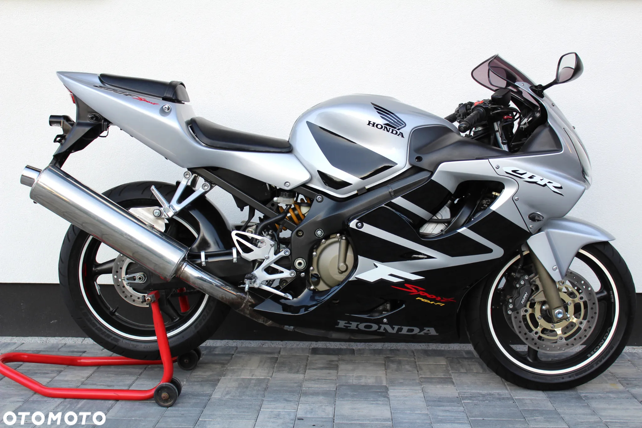 Honda CBR - 4