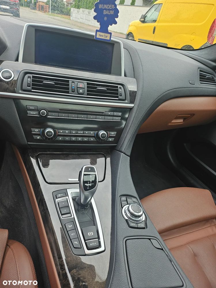BMW Seria 6 650i xDrive - 23